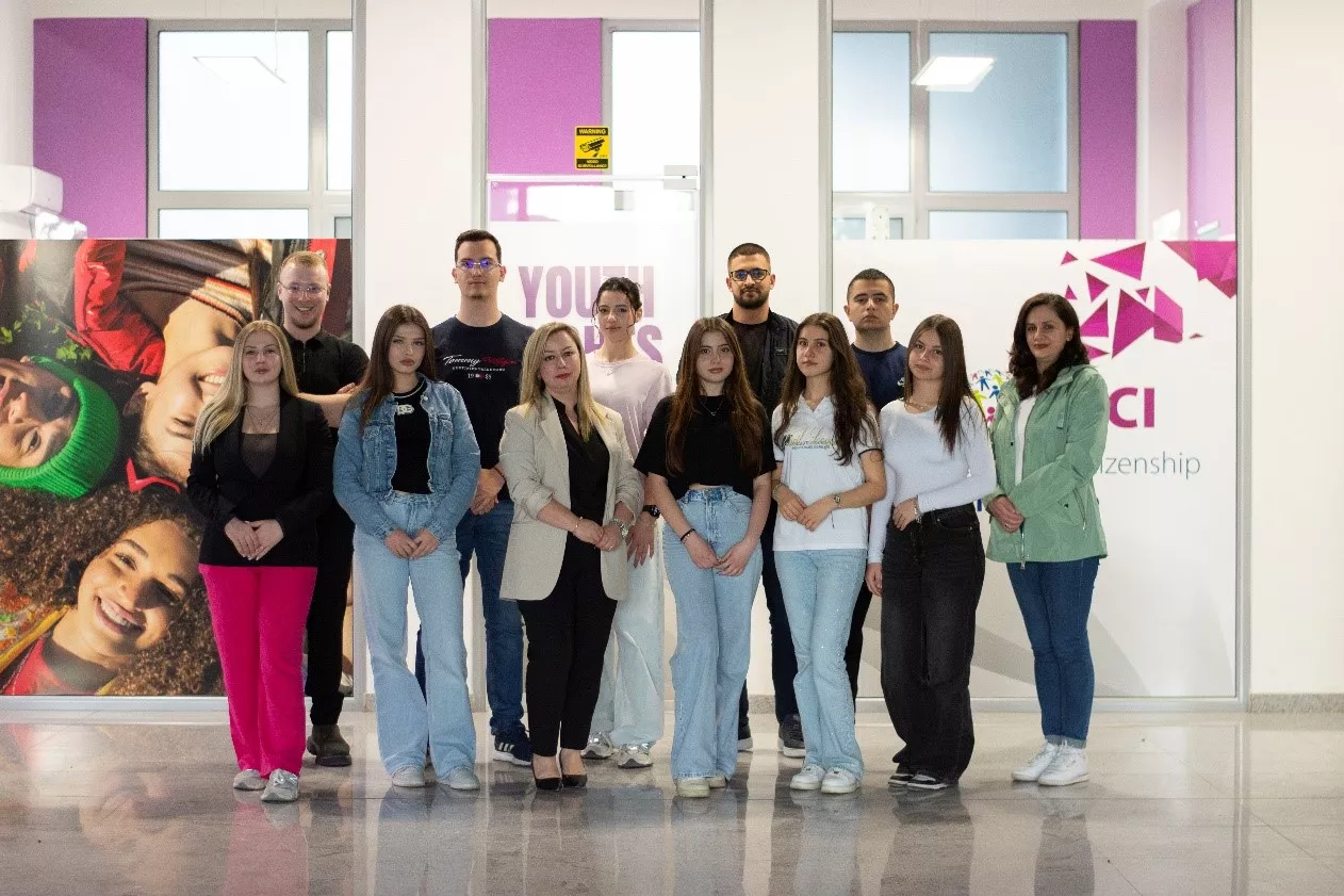 The YRCI team and young participants together at the YRCI centre
